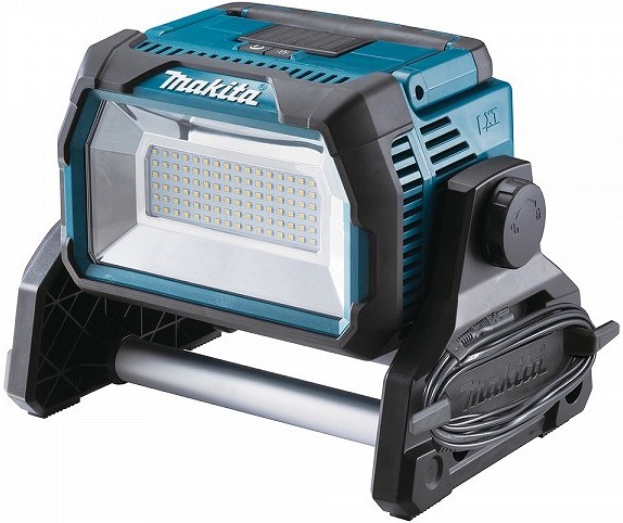 LED PROZEKTOR 18V 220V 2000-10000LM. 800-3800 LUX MAKITA